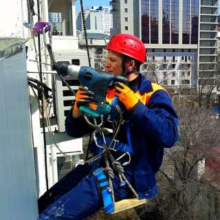 Рязань промышленный альпинист высотники, Герметизация шва кровли. Изготовим баннер, монтаж на высоте