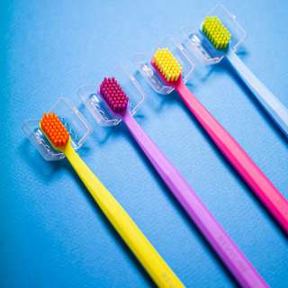 Набор зубных щеток Revyline SM6000 - специально для школьников