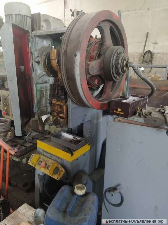 Пресс кривошипный КД2322