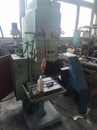 Станок вертикально сверлильный 2Н125