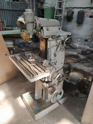 Фрезерный универсальный ФС250