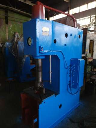 Пресс гидравлический одностоечный П6328, усилие 60т