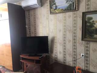 2-к квартира ул.Крымских Партизан