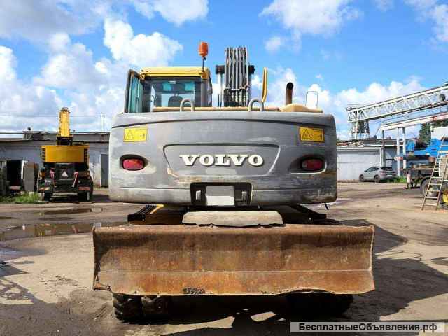 Колесный экскаватор Volvo 160, макс опции, 2 ковша