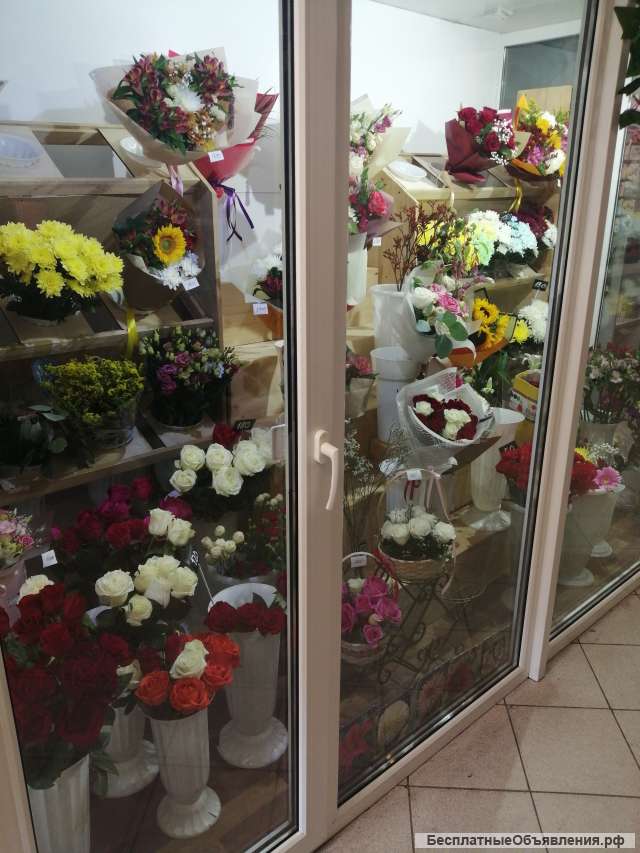 Требуется продавец на цветы