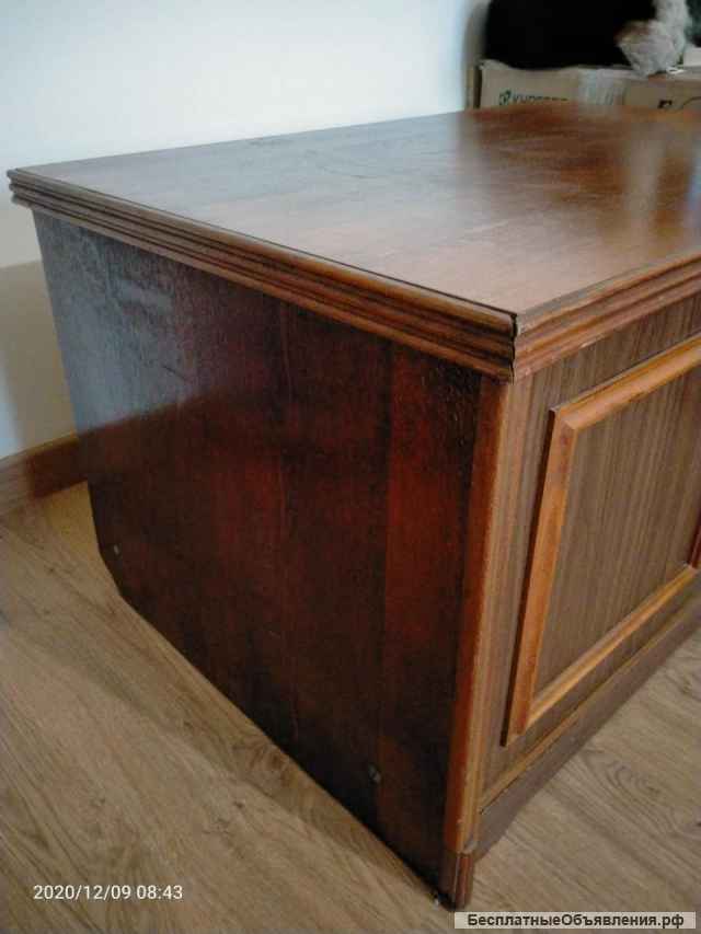 Тумба под телевизор