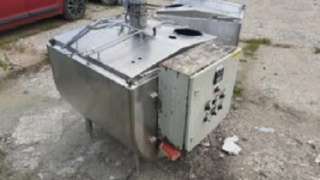 Ванны нержавеющие, объем — 0,3 куб.м., термос, с крышкой