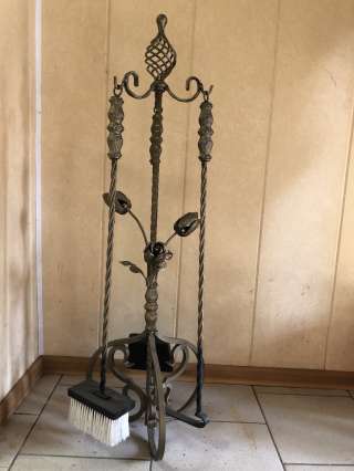 Мангалы, дровницы и комплектующие аксессуары для каминов