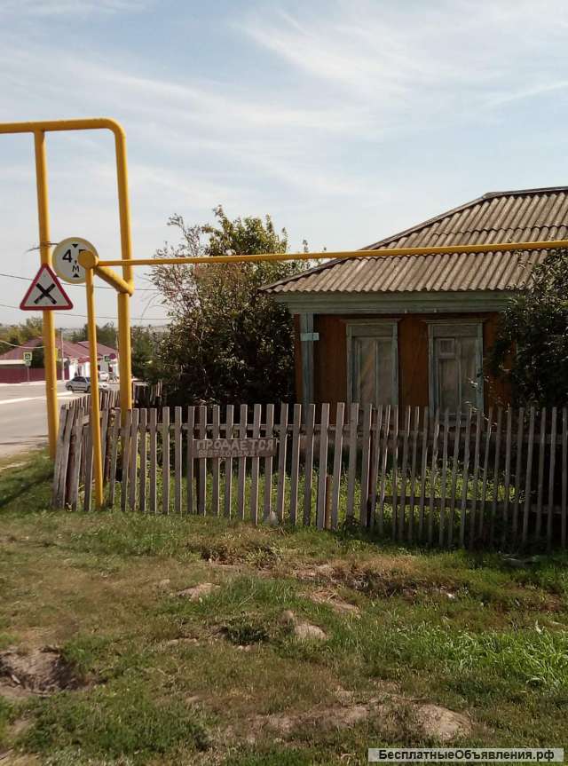 Земельный участок с домом в центре села Кошки