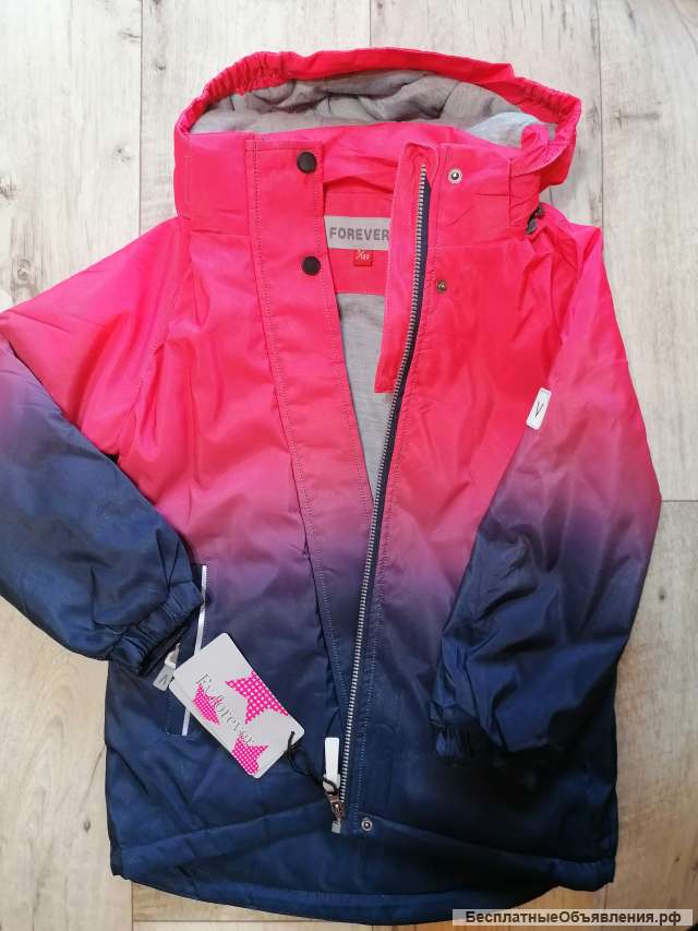 Демисезонный костюм новый