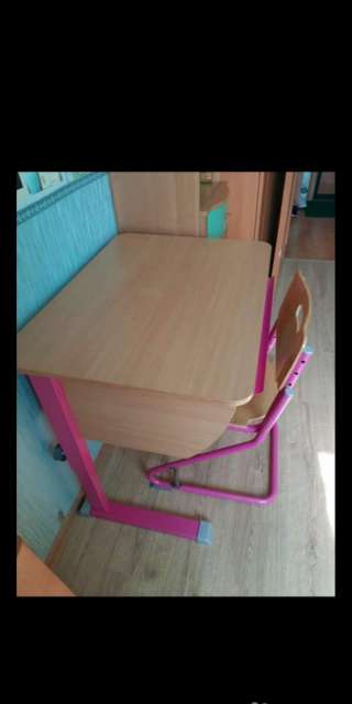 Парта растущая Дэми+стул+лампа
