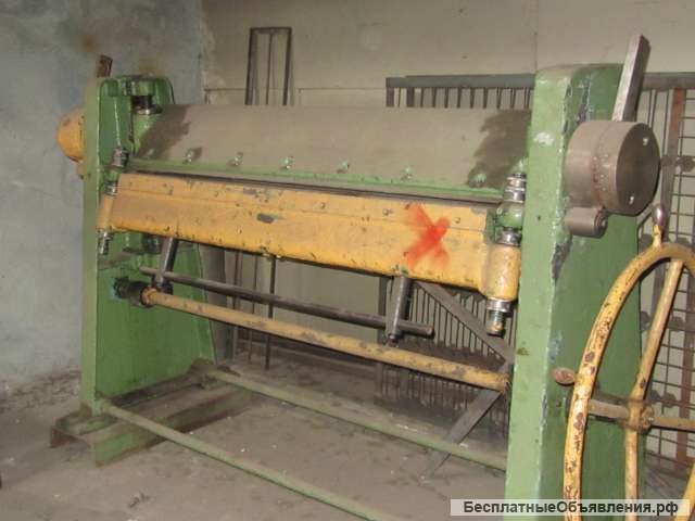 Листогиб с поворотной балкой 1600мм х 2мм