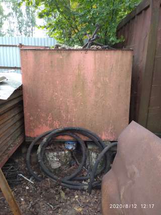 Емкость б/у для топлива 4 куба