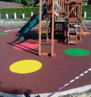 Бесшовное резиновое порытые для детских площадок
