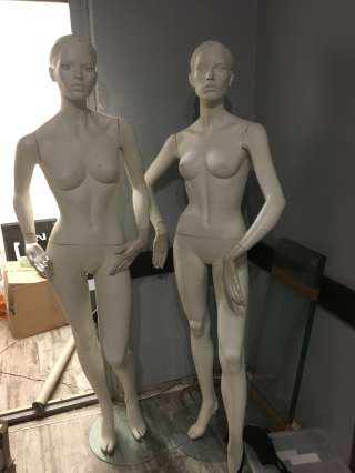 Манекены для женской одежды