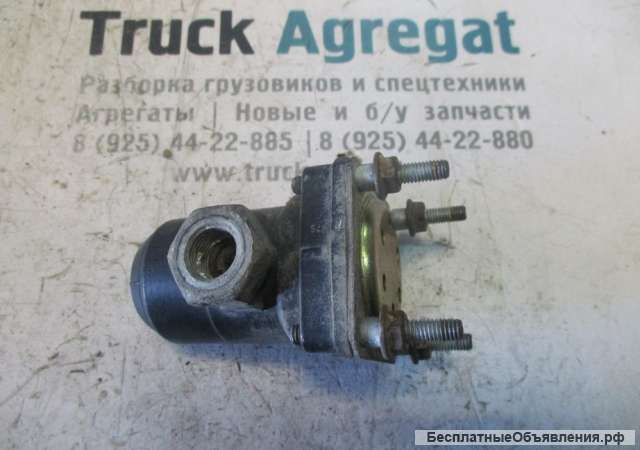 Клапан ограничительный Wabco 4750150610 Iveco