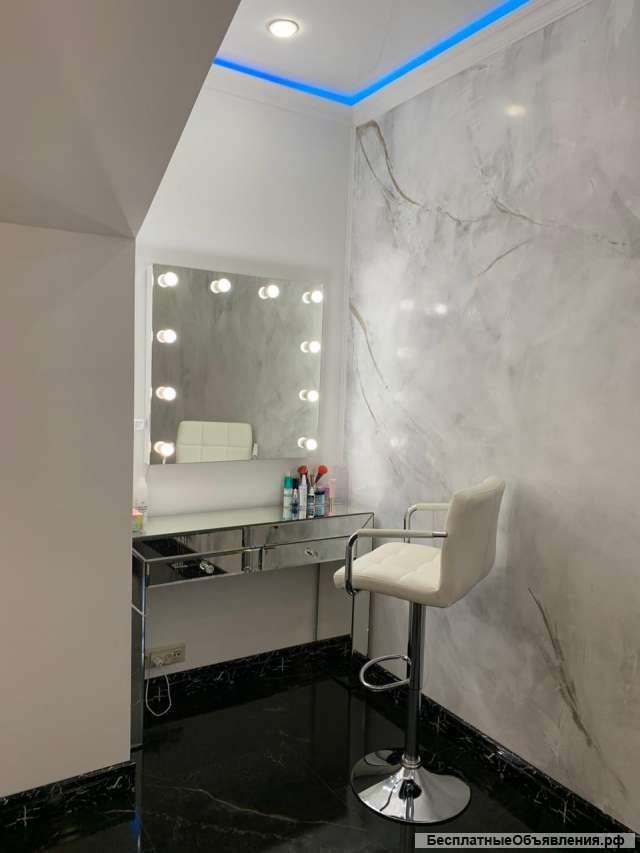 Сдается в аренду место стилиста и место бровиста