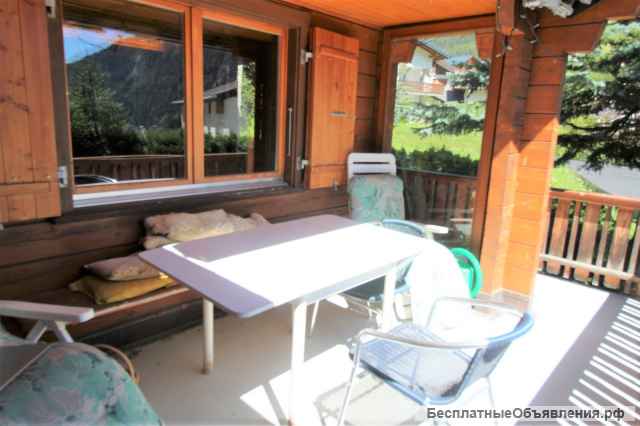Chalet ERLI, 8-комнатное шале рядом с подъёмником Gemmibahn в Лойкербад, спортареной и лифтом Erli