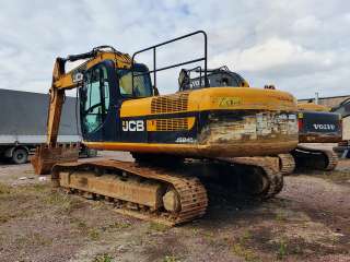 JCB JS 240LC б/у экскаватор гусеничный 2008 года
