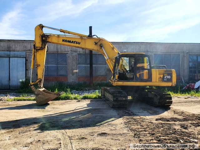 KOMATSU PC210LC б/у экскаватор гусеничный 2008 года