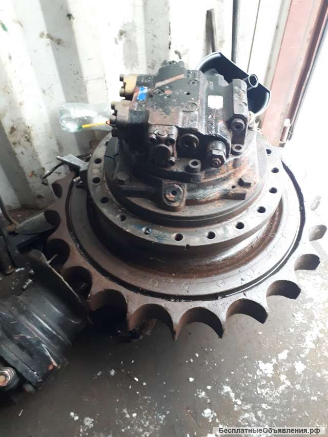 Редуктор хода 9251680 hitachi zx 450