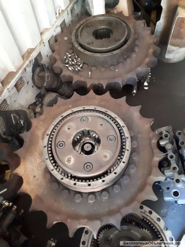 Редуктор хода JCB 330