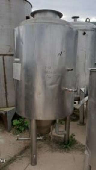 Емкость нержавеющая ЦКТ, объем — 0,8 куб.м., рубашка, термос