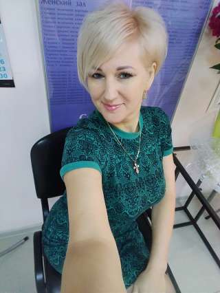 Приглашаем на работу парикмахера (универсала)