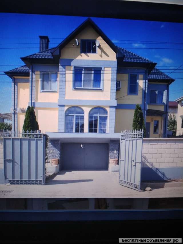 Дом в котеджном посёлке Симферополя