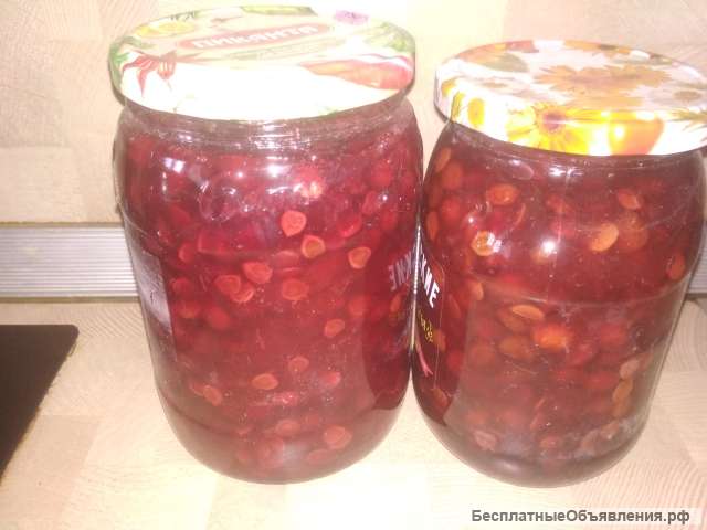 Яблочное пюре. терн, лечо. соус. яблоки моченые, листья сушеные. начинка