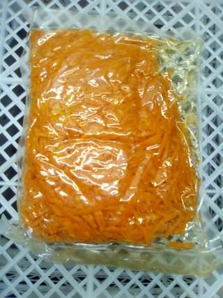 Овощи очищенные в вакуумной упаковке (картофель, лук, морковь, чеснок, свекла)