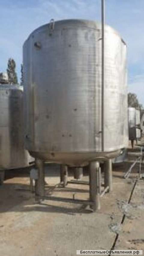 Емкость нержавеющая (стерил-танк), объем -10 куб.м., вертикальная, рубашка, термос