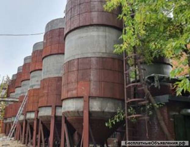 Емкости нержавеющие ЦКТ, объем -50 куб.м., вертикальные, рубашка