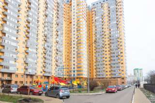 Ул. Кондратюка Юрия, 5 — Продается квартира 2-ком.