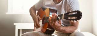 Уроки игры на гитаре