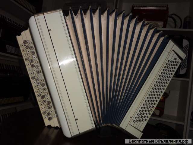 Тульский цельнопланочный баян