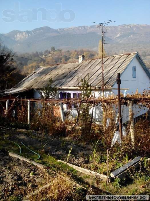 АР Крым. Продается участок с домом на ЮБК