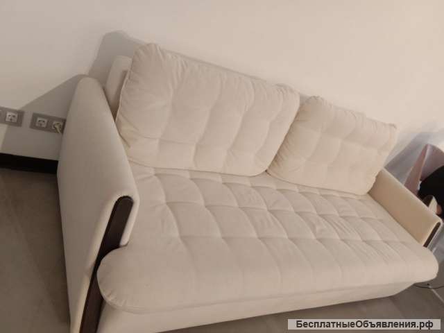 2х метровый диван с коробом для хранения