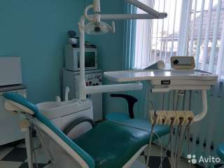 Стоматологическое оборудование в рабочем состоянии