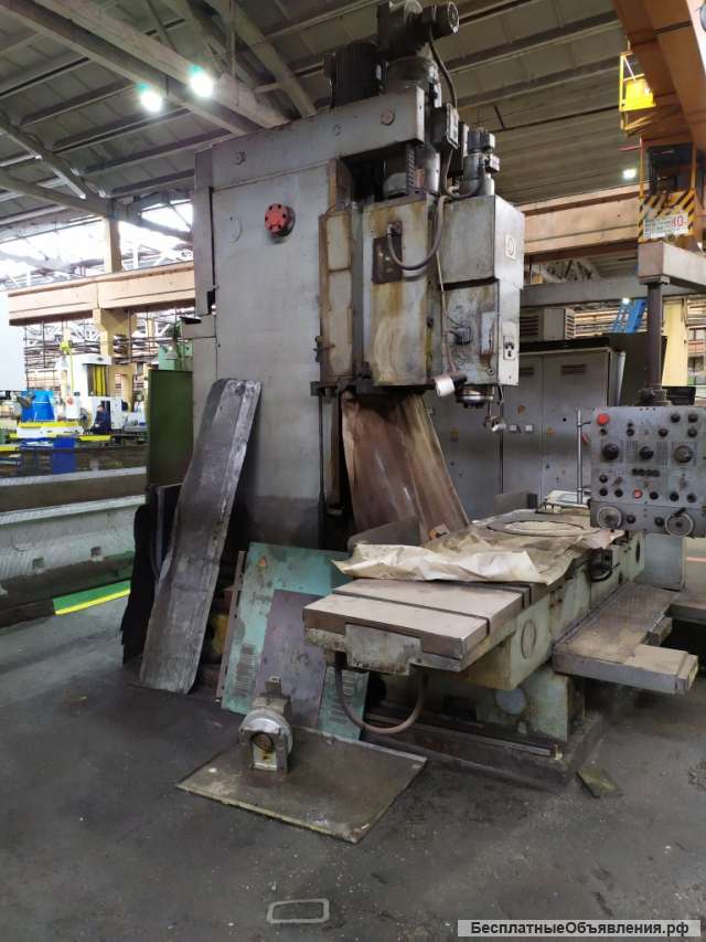 Станок фрезерный вертикальный с крестовым столом и УЦИ 65А60Ф1