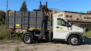 Мусоровоз с боковой загрузкой на шасси Газон Некст