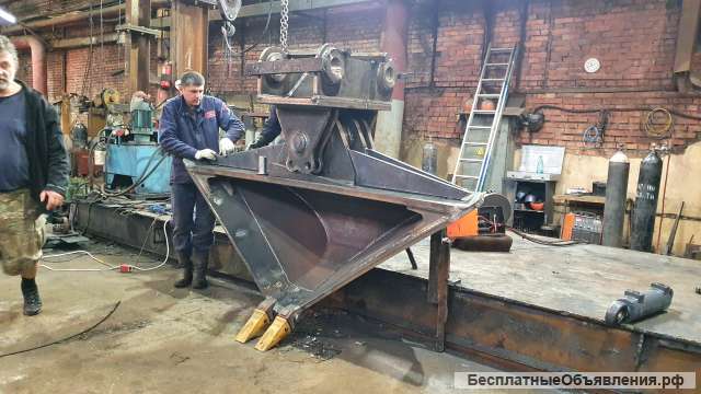 Поворотный ковш на гидроцилиндрах износостойкий