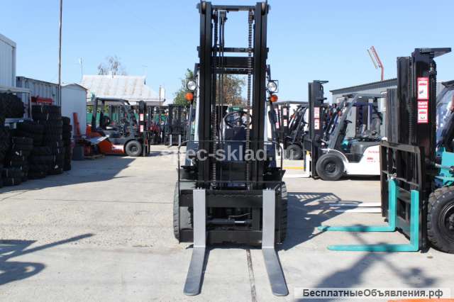 Японский вилочный погрузчик NISSAN EGH02A30