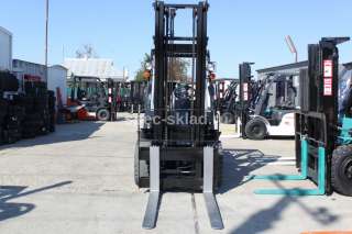 Японский вилочный погрузчик NISSAN EGH02A30