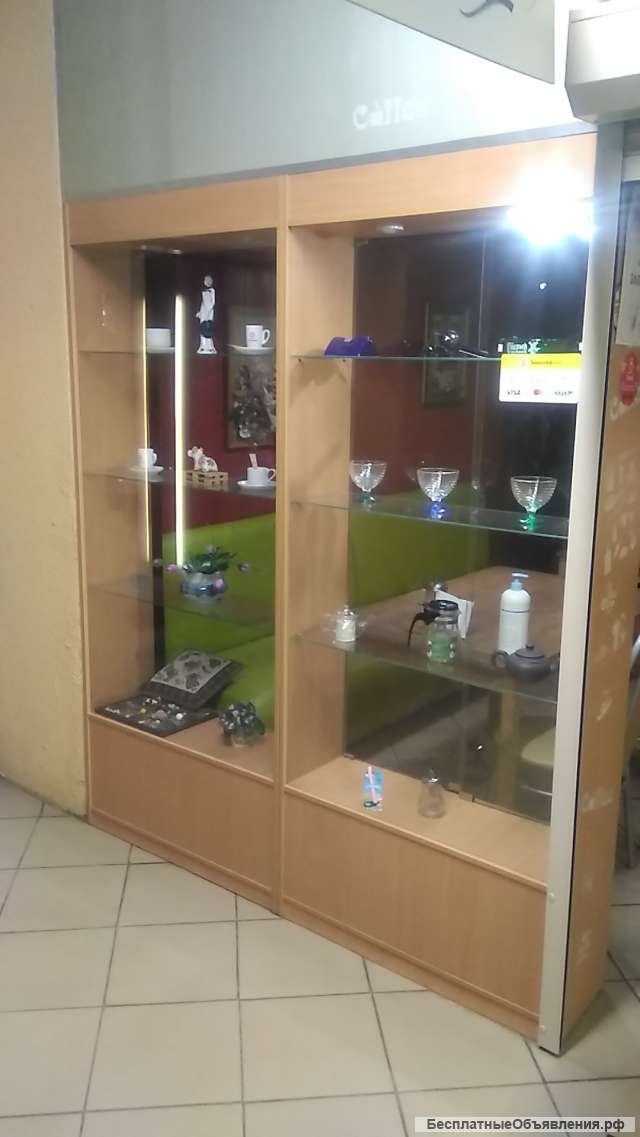 Витрина в кофейне