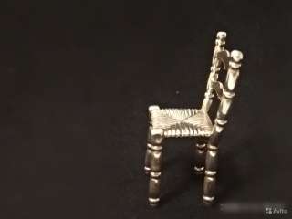 Антикварный серебряный стульчик