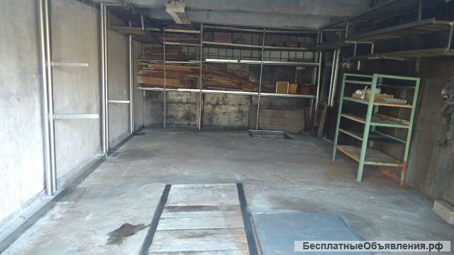 Большой, теплый, кирпичный гараж в районе кирпичного завода (4,5*8)