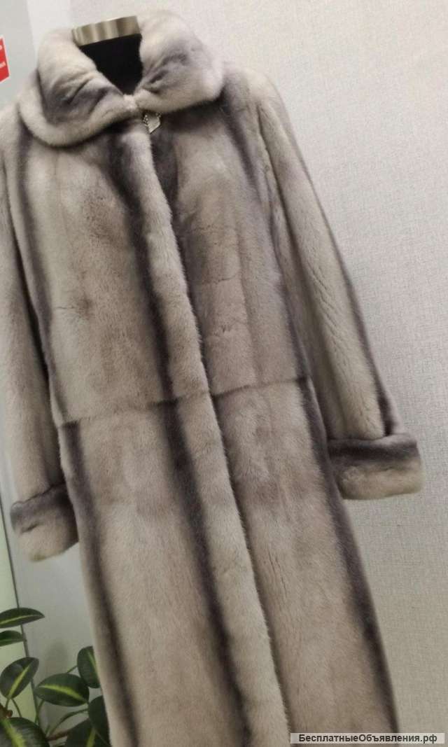 Красивая голубая шуба норка. б.у.