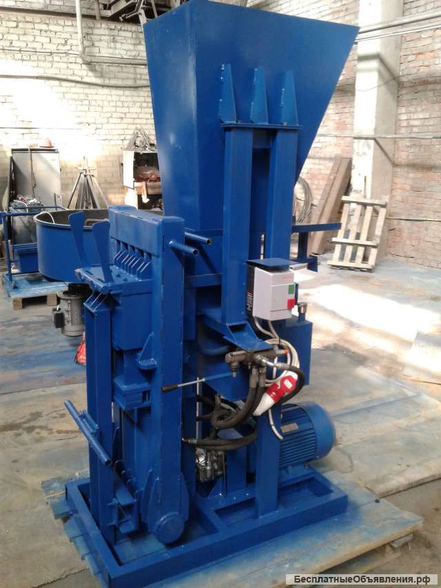 Гидравлический станок для LEGO кирпича на два изделия