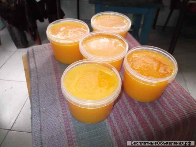 Масло сливочное топлёное.И молоко